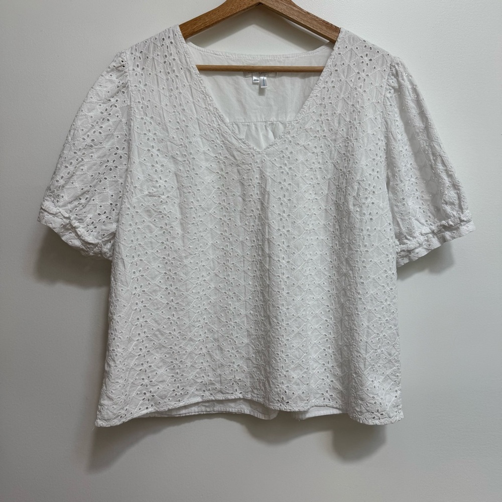 Draper James V-Neck Short Sleeve Eyelet Embroidered Top XL - Picture 2 of 13